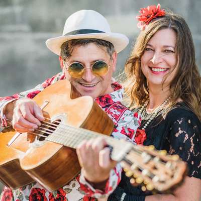 Kultur am Pavillon mit dem Duo Roter Mohn